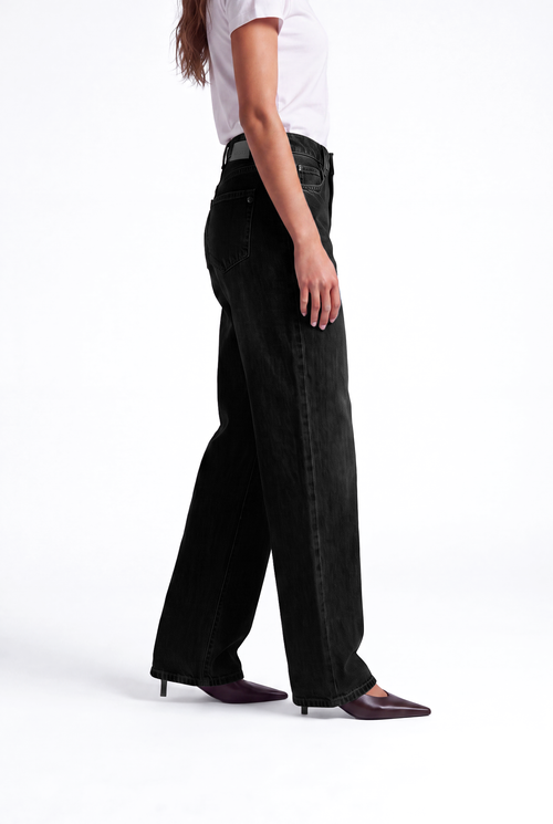Sophie Straight | Black