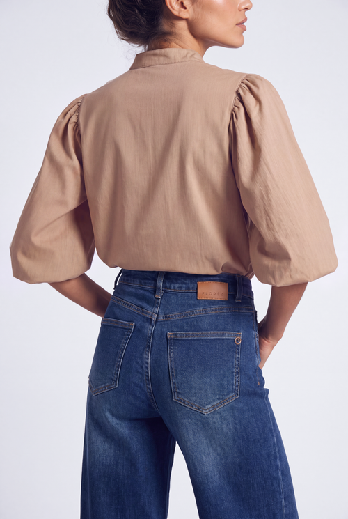 Bibi Blouse | Dark Sand