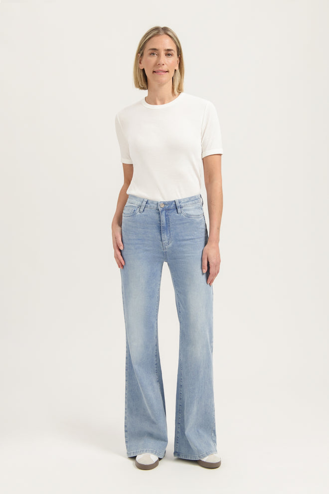 Ana Flared | Clear Blue