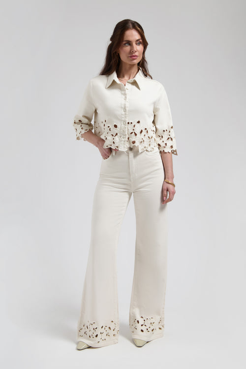 Ana flared embro Soft white Rechte fit met wijduitlopende pijp