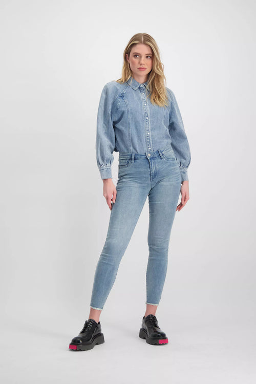 Bobbi Slim Fit