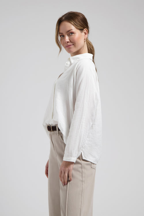 Camelia blouse White luchtige blouse valt licht oversized