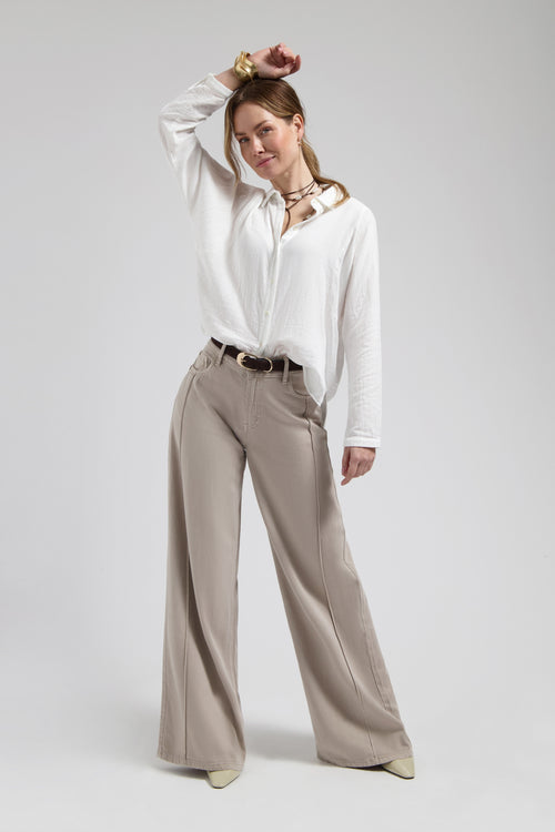 Camelia blouse White luchtige blouse valt licht oversized