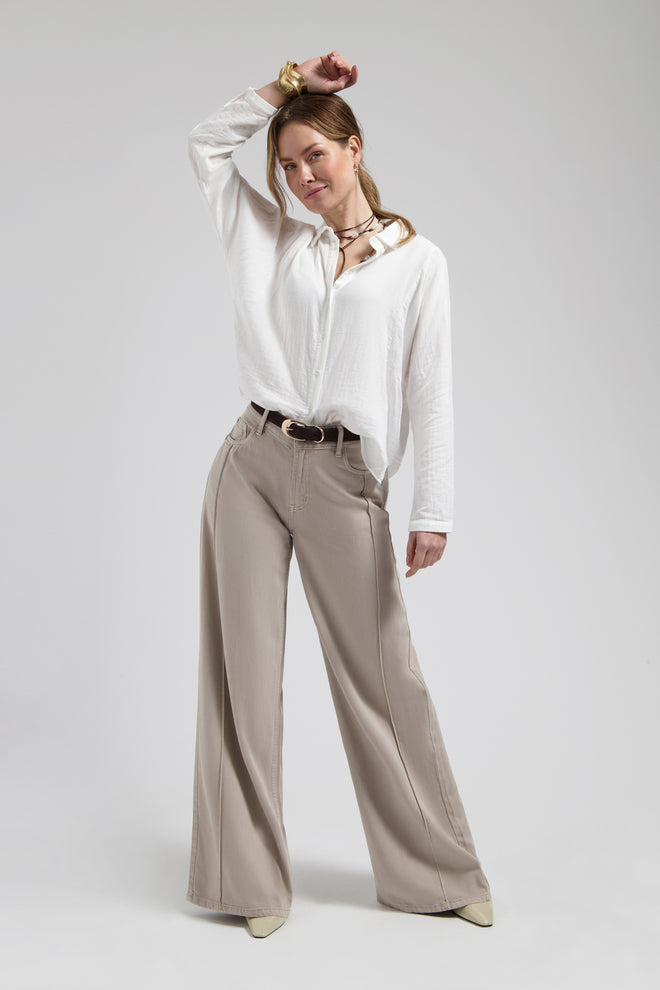 Camelia blouse White luchtige blouse valt licht oversized