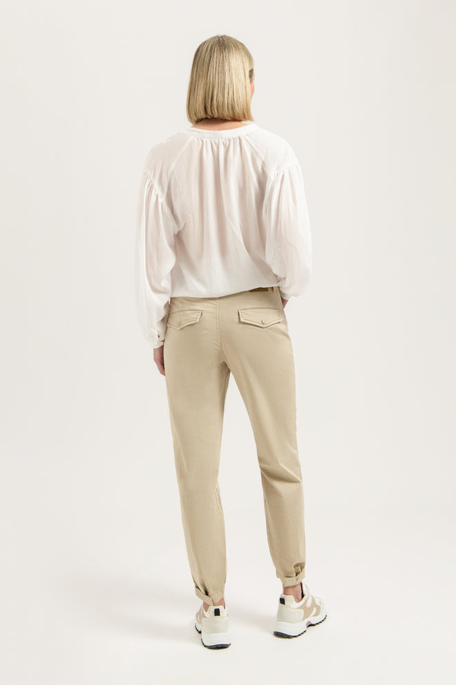 Charlie Cargo | Sand