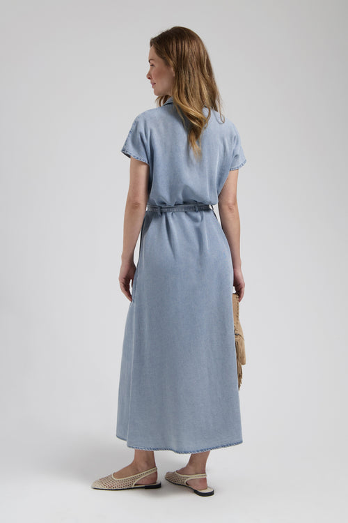 Dina dress Mid blue Maxi dress luchtige pasvorm en strikdetail