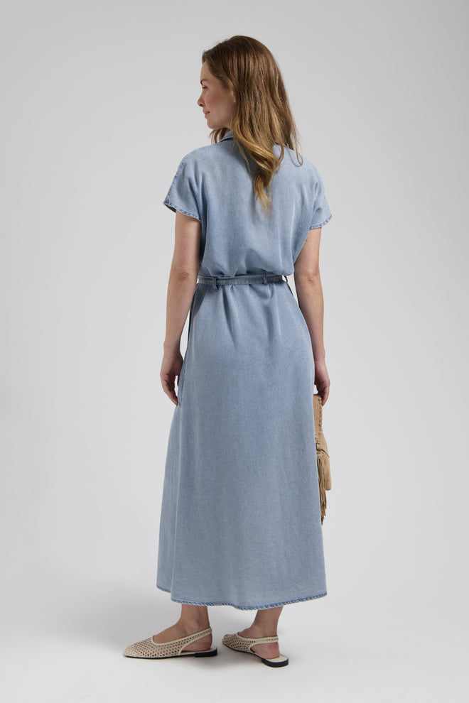 Dina dress Mid blue Maxi dress luchtige pasvorm en strikdetail