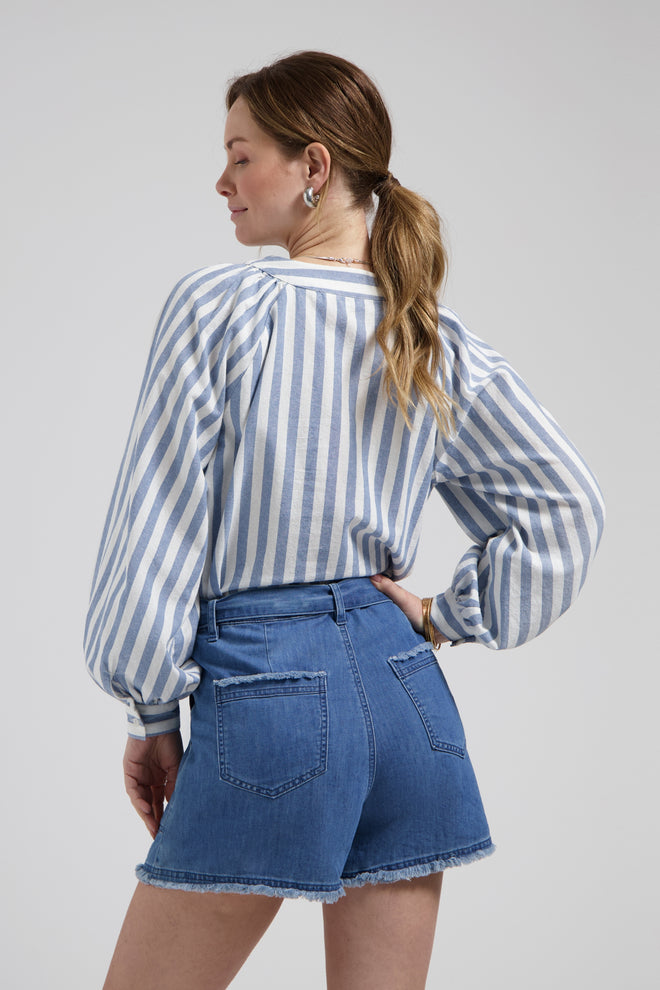 Ellie blouse Blue Striped luchtige blouse lichte oversized fit met pofmouwen