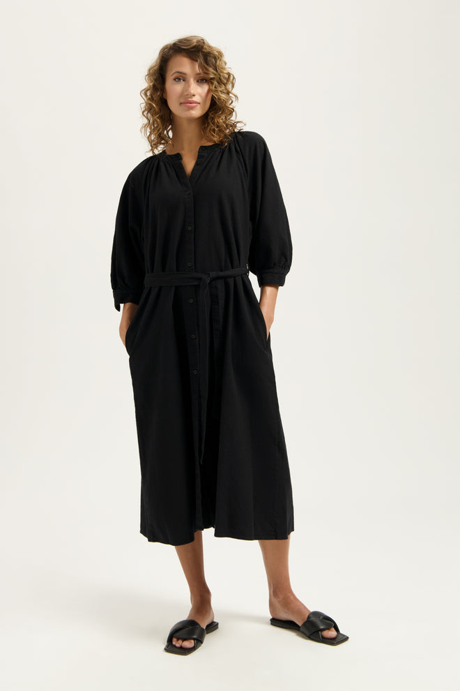 Lorraine | Black