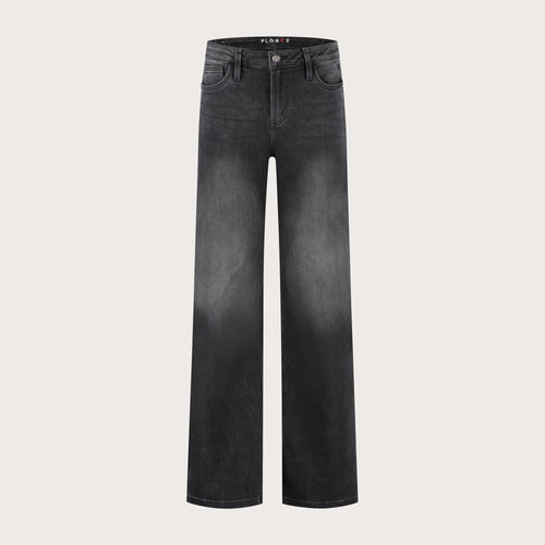 Sophie Straight | Black