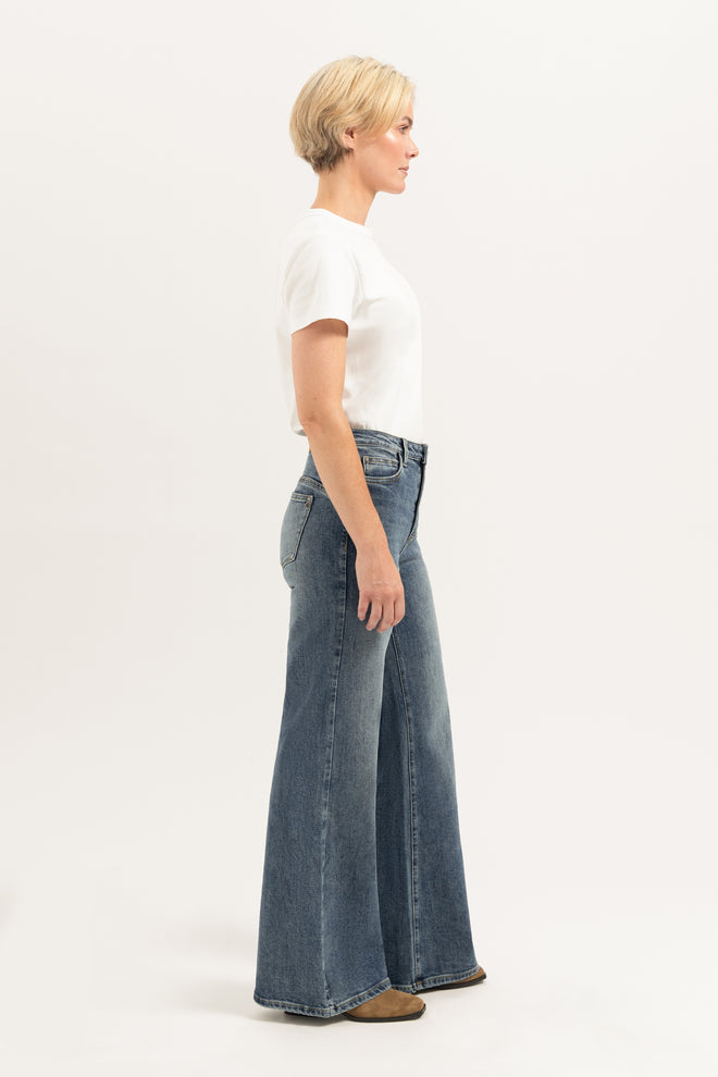 Ana Flared | Sophisticated Blue