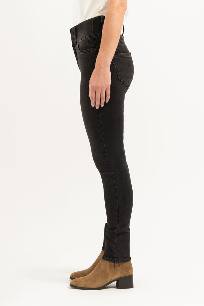 Bodine Slim Fit | Black