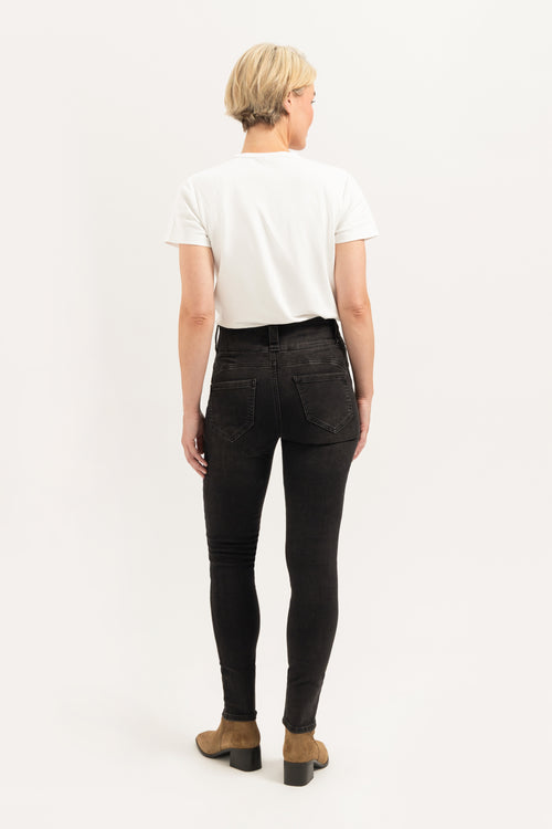 Bodine Slim Fit | Black
