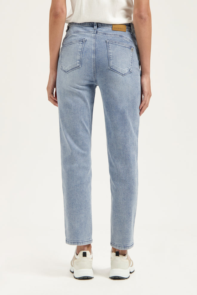 Bond Straight | Cloudy Blue