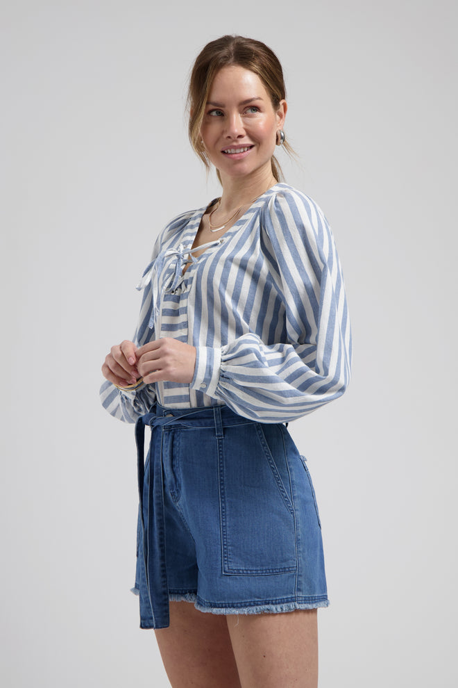 Ellie blouse Blue Striped luchtige blouse lichte oversized fit met pofmouwen