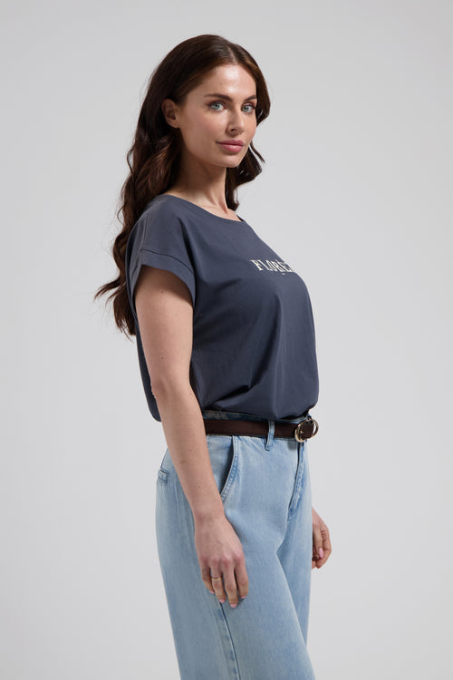 Fien T-shirt | Navy Blue