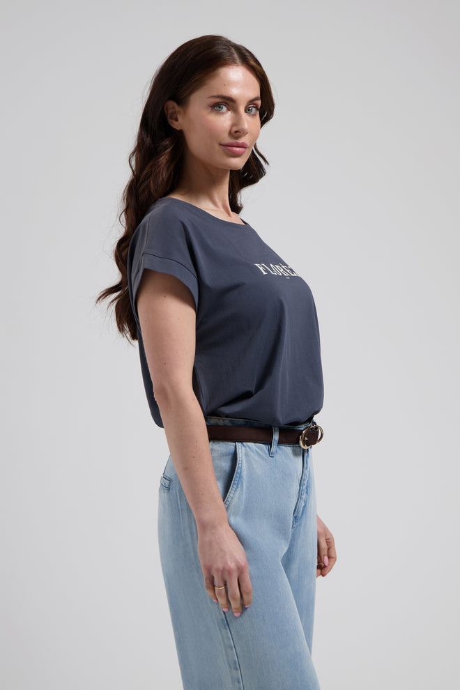 Fien T-shirt | Navy Blue