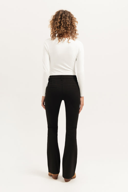 Hally Flared Punto | Black
