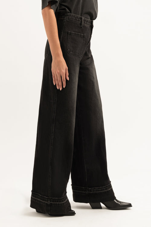 Emma | Black