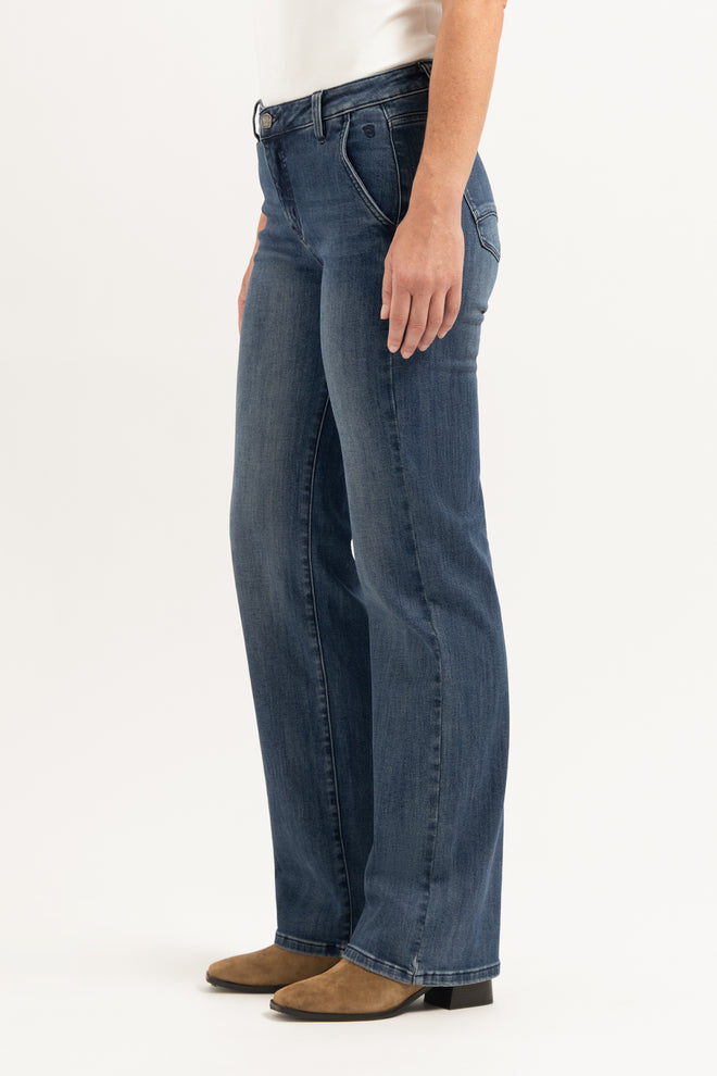 Rowie Straight | Sky Blue