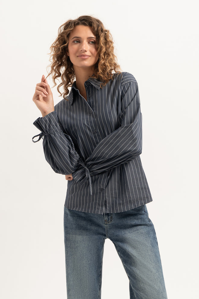 Serena Blouse | Grey Striped