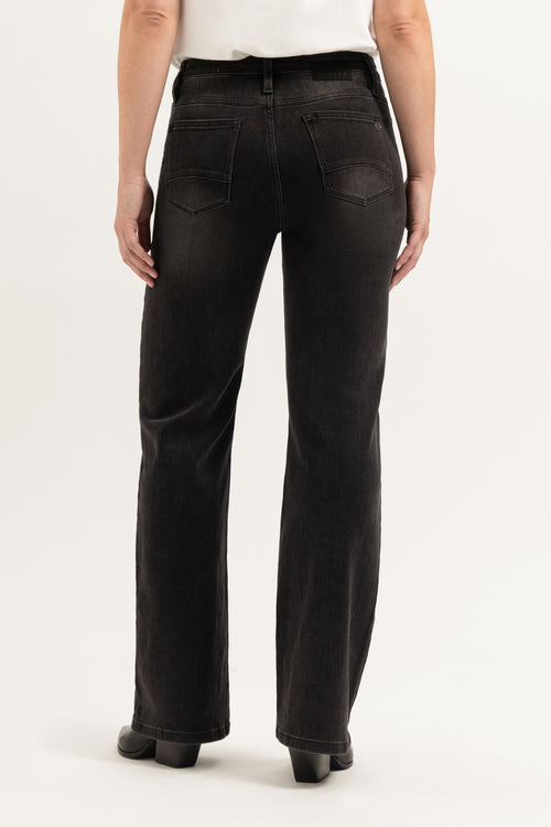 Sophie Straight | Black