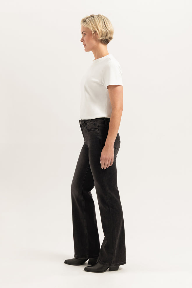 Sophie Straight | Black