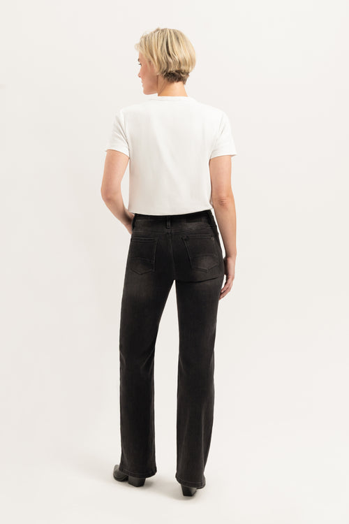 Sophie Straight | Black